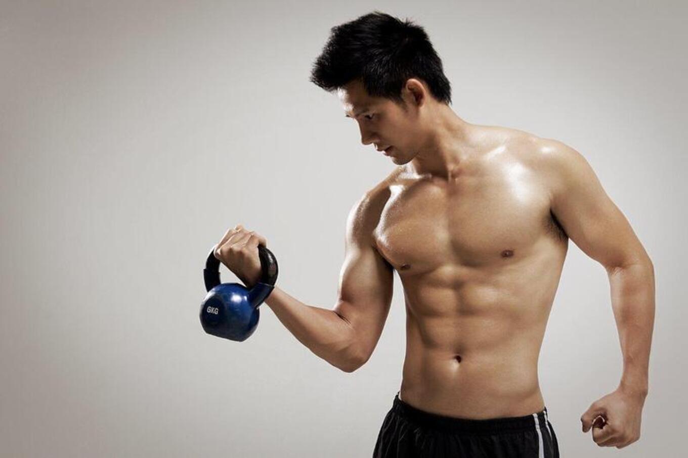 Nam giới tập gym nặng, dùng testosterone ngoài? Coi chừng &#8216;mất cứng&#8217; mãi mãi!